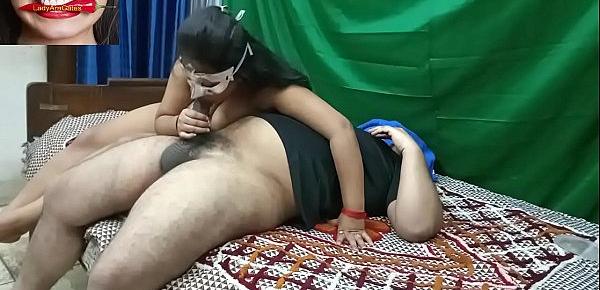  Indian hot aunty has sex with stranger in hospital